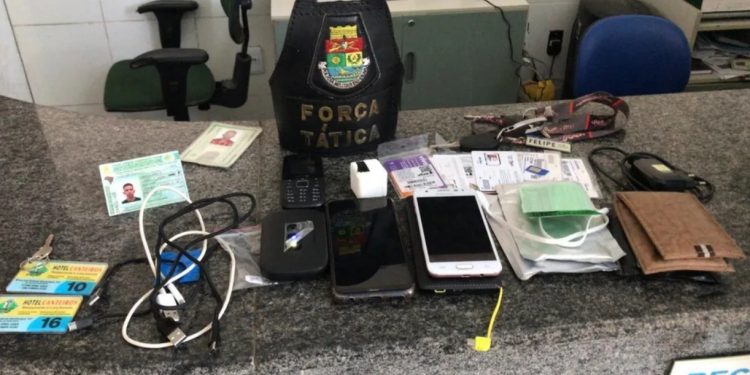 Quatro homens são presos por suspeita de tentarem fraudar concurso da PM em Fortaleza e Iguatu