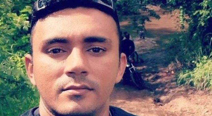 Dono de bar é assassinado a tiros dentro do próprio estabelecimento em Crato
