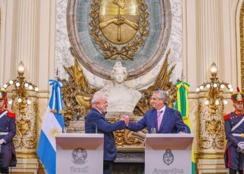 'Estou pedindo desculpas por todas as grosserias', diz Lula sobre Bolsonaro em visita à Argentina (Foto: Ricardo Stuckert)