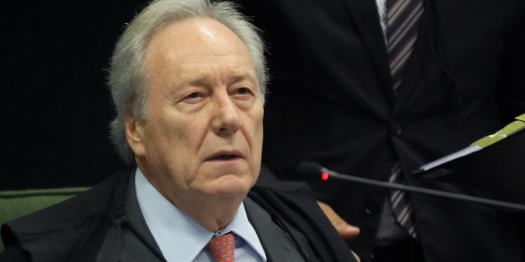 STF nega liberdade a presos após atos golpistas de 8 de janeiro