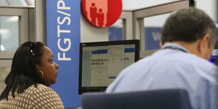 PIS/Pasep: abono poderá ser pago a mais 2,7 milhões; veja como consultar