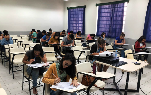 Cursinho comunitário em Barbalha abre inscrições para novos alunos