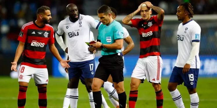 Flamengo perde para o Al-Hilal e está fora do Mundial de Clubes