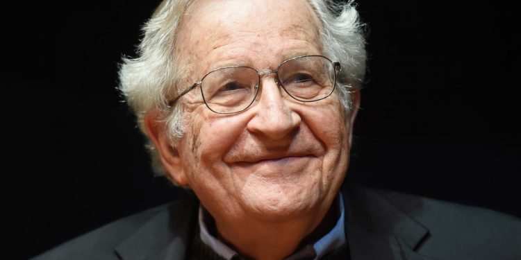 Crato: Inscrições para oficina sobre o pensamento político e ambientalista de Noam Chomsky estão abertas