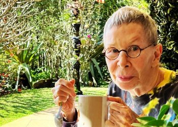 Rita Lee é internada em São Paulo; estado de saúde da cantora inspira cuidados