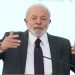 Com pneumonia leve, Lula adia embarque para a China