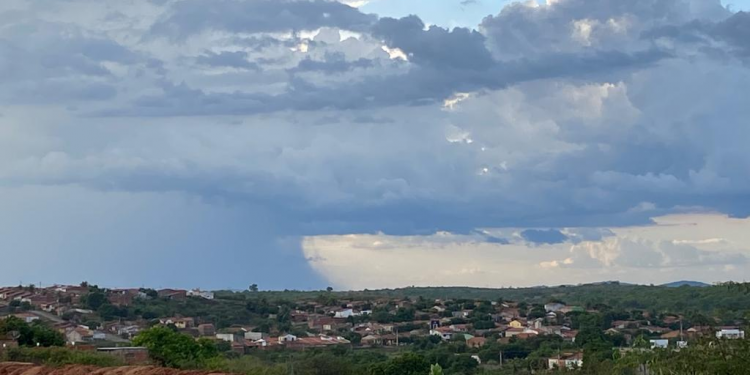 Chuva no Ceará segue até o próximo sábado, diz previsão do tempo da Funceme
