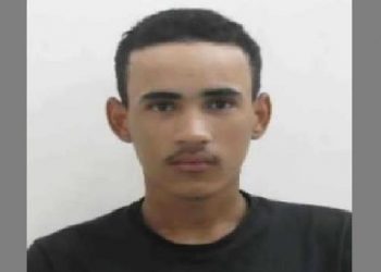 Valmir Lourenço Pereira da Silva, de 23 anos foi morto a tiros na Vila Novo Horizonte em Crato (Foto: Reprodução)