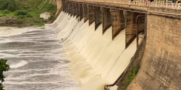 6 açudes do Ceará voltam a sangrar após mais de 10 anos