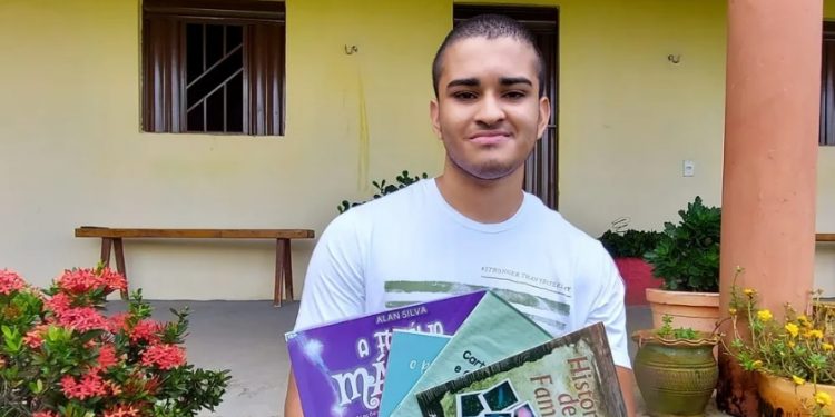 Estudante da zona rural de Brejo Santo é aprovado em universidade dos EUA com tudo pago: ‘Até seguro de saúde’