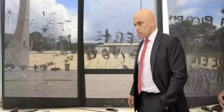 Moraes manda GSI derrubar sigilo de imagens do 8 de janeiro e entregar vídeos ao STF em 48h