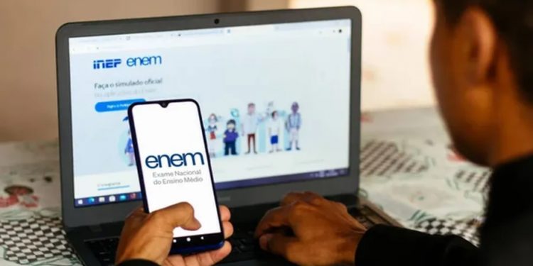 Enem 2023: pedido de isenção da taxa de inscrição já está disponível; veja como acessar