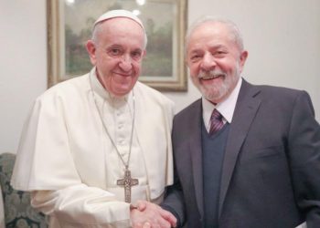 Lula e Papa Francisco, em dezembro de 2022 (Foto: Ricardo Stuckert)