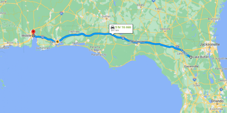 Menina rouba carro do pai e viaja 640 km para encontrar amigo virtual