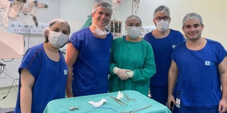 Médicos retiram tumor do tamanho de uma laranja do cérebro de paciente em Quixeramobim
