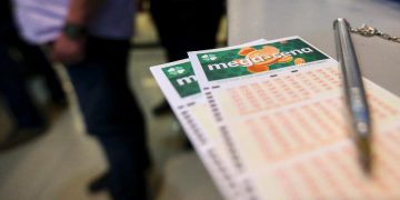 Jogar na loteria vai ficar mais caro. E o prêmio também aumentará?