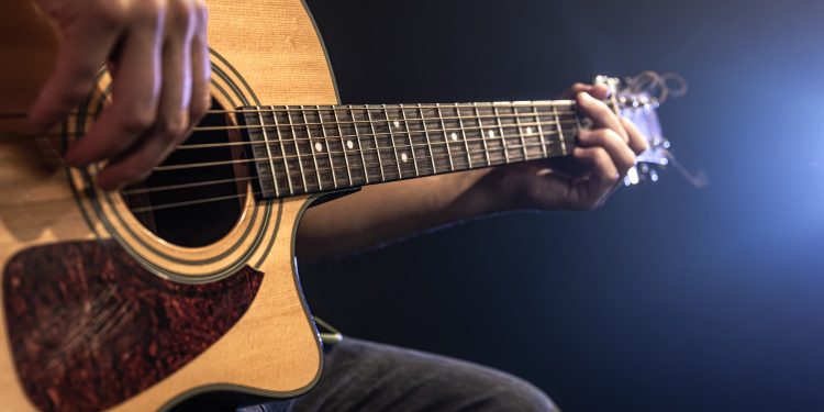 Escola de Música Maestro Azul, em Crato, abre inscrições para cursos com instrumentos musicais