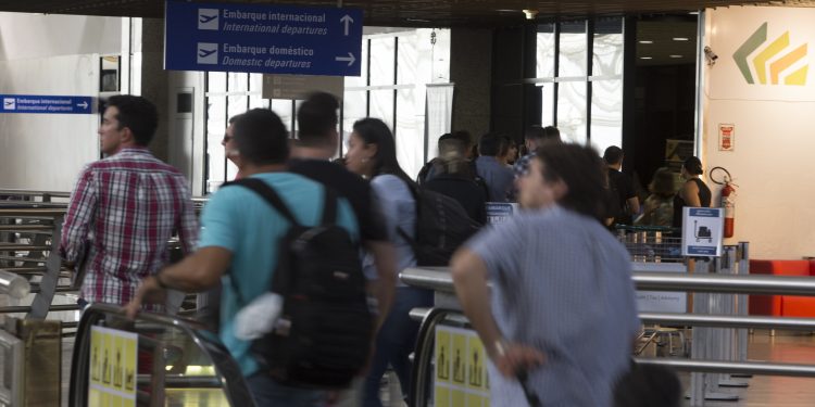 Movimentação de turistas internacionais no Ceará cresce 71,51% no primeiro trimestre do ano