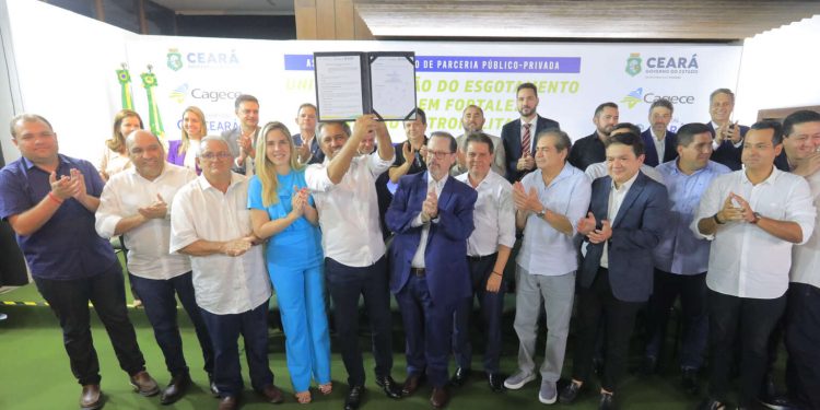 Governo do Ceará assina contrato de PPP de R$ 11,3 bilhões em melhorias no esgotamento sanitário