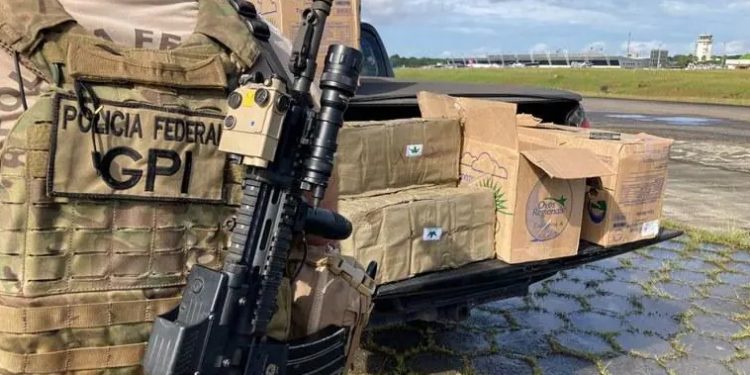 Avião da Igreja Quadrangular é flagrado com 290 quilos de maconha; Polícia Federal investiga