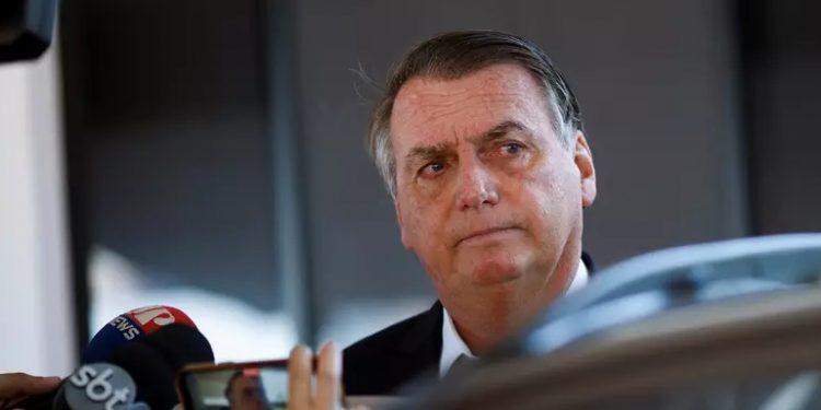 Em depoimento à PF, Bolsonaro diz que não mandou inserir dados falsos no ConecteSUS
