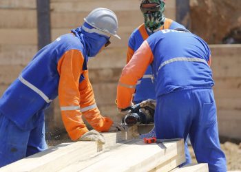 Ceará gera 6,8 mil vagas de trabalho no 1º trimestre de 2023