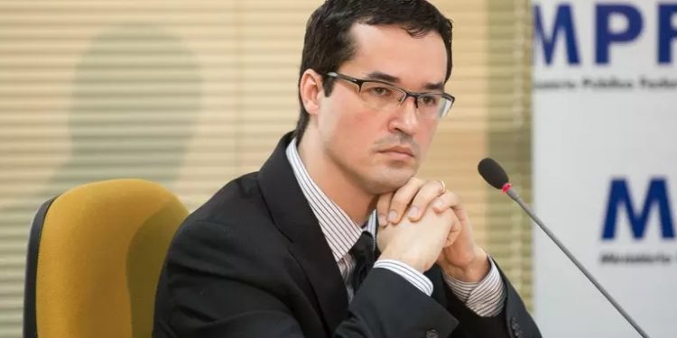 Por unanimidade, TSE derruba registro e cassa mandato de Deltan Dallagnol