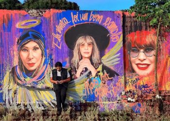 Artista cratense pinta mural em homenagem a Rita Lee