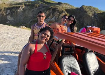 Agricultora com câncer raro realiza sonho de conhecer o mar: ‘muito emocionante’