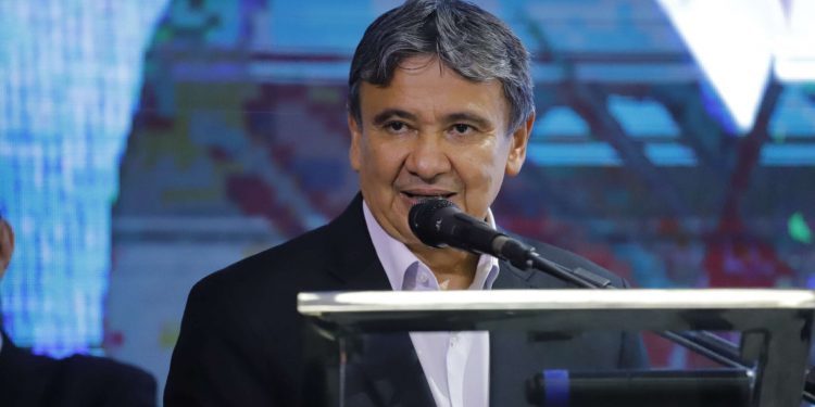 Governador Elmano de Freitas destaca diálogo e justiça social no PPA Participativo do Governo Federal