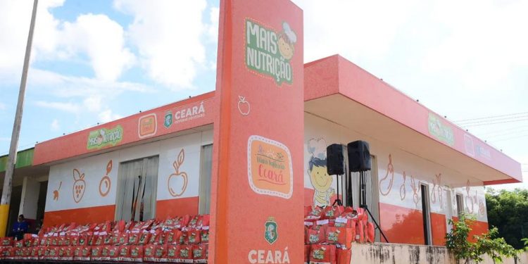 Entidades de Crato, Juazeiro do Norte e Barbalha recebem doação de roupas e calçados do programa Mais Nutrição
