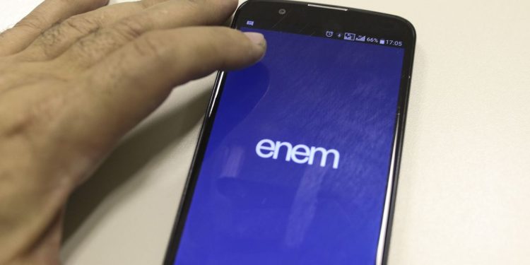 Prazo de pagamento da inscrição do Enem 2023 termina nesta quarta (21)