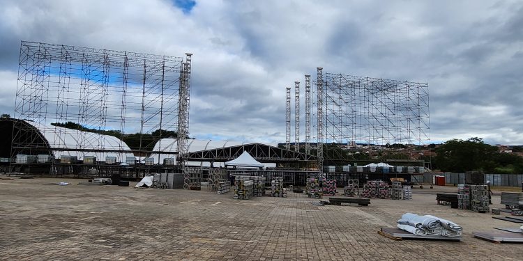 Festival Expocrato 2023: Megaestrutura está sendo montada e já pode ser vista