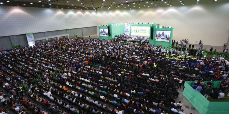 Governo do Ceará dá início ao maior programa de combate à fome do Estado