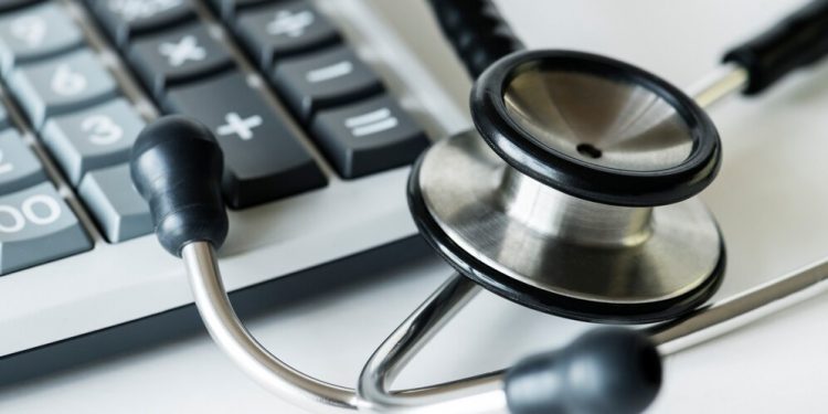 Reajuste de 9,63% nos planos de saúde deve impactar 341 mil cearenses