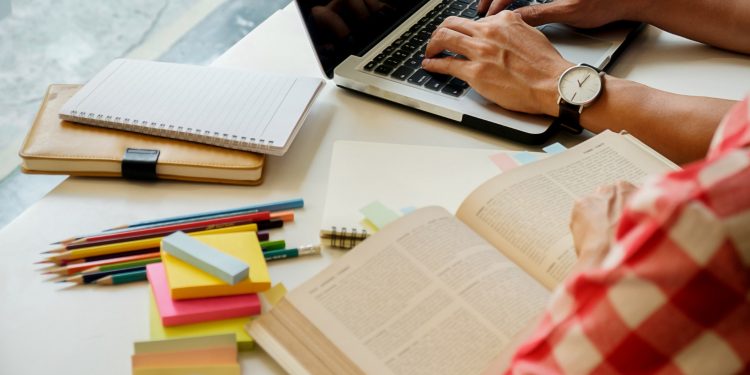 MEC inicia segunda chamada do Prouni para comprovação de documentos