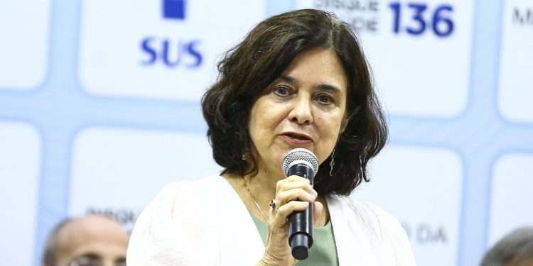 Educação sexual e prevenção a DSTs retornarão ao programa Saúde na Escola