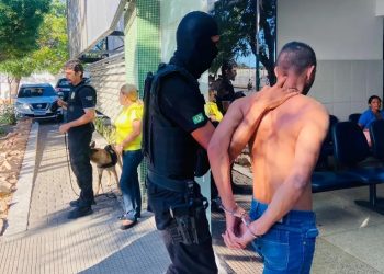 Operação contra membros de facção criminosa prende oito pessoas no Cariri (Foto: Lorena Tavares/TVM)