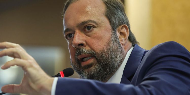 Ministro diz que ONS não encontrou causa técnica e que ‘mais do que nunca’ PF deve investigar causas do apagão