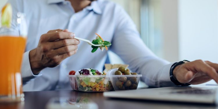 Como transformar a sua alimentação: 8 passos simples para uma dieta saudável