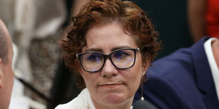 Relator vota a favor de processo contra Zambelli no Conselho de Ética