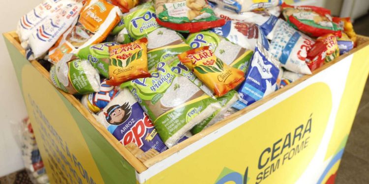Campanhas do Ceará Sem Fome já arrecadaram quase 44 toneladas de alimentos para pessoas em situação de extrema pobreza