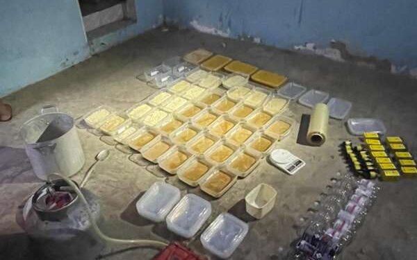Polícia Civil desativa laboratório de drogas e prende homem em Juazeiro do Norte; vídeo