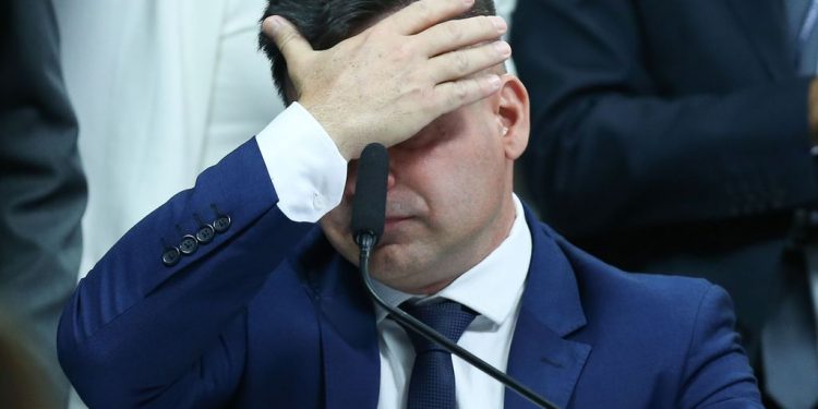 Moraes apontou “condutas gravíssimas” ao determinar prisão de Silvinei