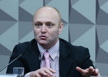 Depoimento do hacker Walter Delgatti Neto, na CPMI do golpe (Foto: Lula Marques/ Agência Brasil)