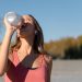 Nesse calor, quanto de água é preciso tomar por dia?