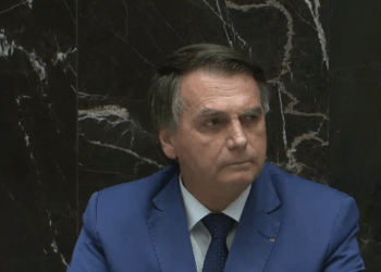 Jair Bolsonaro em entrega do título de cidadão honorário de Minas Gerais (Foto: Reprodução/YouTube/ALMG)