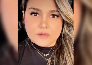 Cicera Marciana Cruz da Silva, conhecida como Anna Cruz, é procurada por suspeita de aplicar golpes milionários em clientes (Foto: Arquivo pessoal)