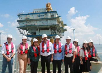 Comitiva do Ceará visita principal complexo eólico de Fujian, na China