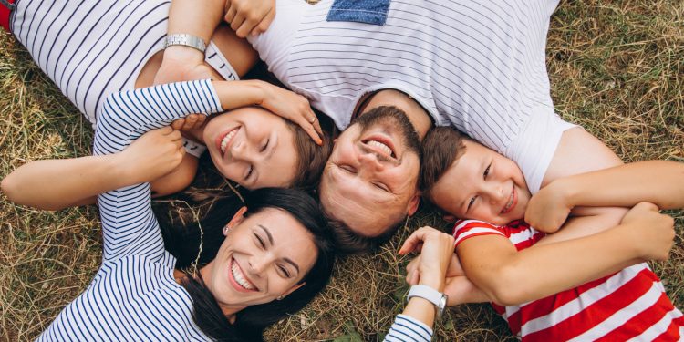 Você está vivendo ou só vendo o tempo passar? – Por Mirta Lourenço